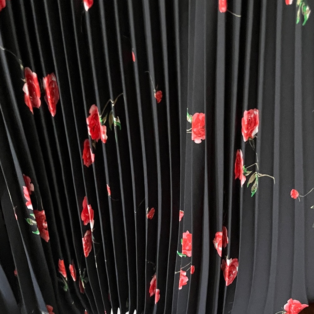Ralph Lauren Black Floral Rose Tie Neck pleated skirt NWT Tea Length SZ 16 - Picture 5 of 12